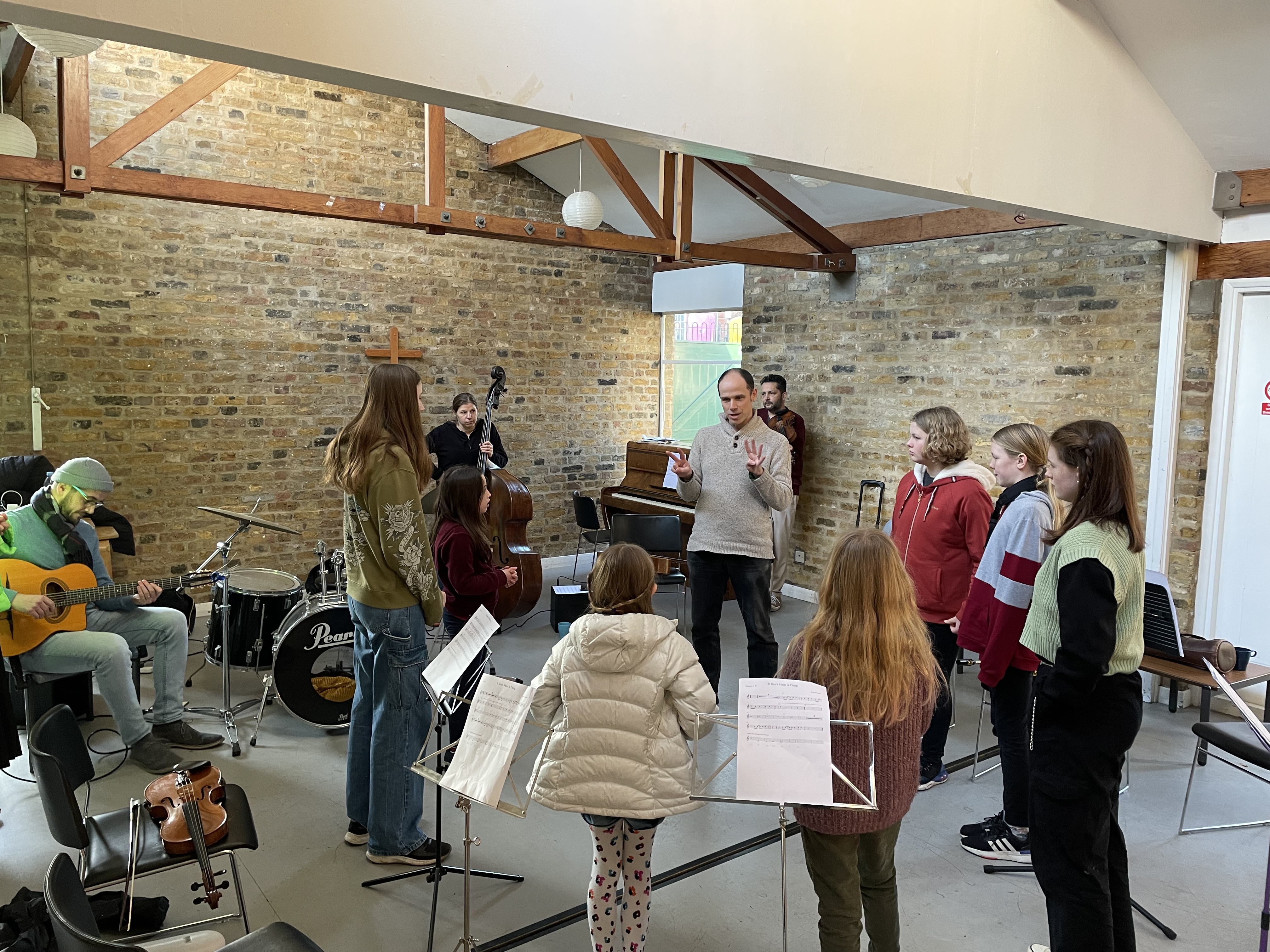 This image has an empty alt attribute; its file name is afb5b03e-80f3-4ba2-81d3-61006333d632-1.jpg